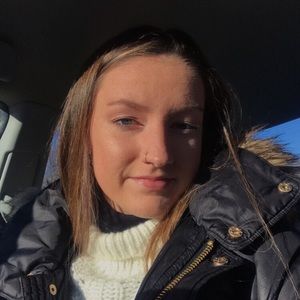 Meet your Posher, Maeve